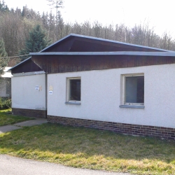 Jídelna a kuchyňka, sprchy, WC | Camping Žralok Plumlov photo 2