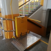 CPM 300 sloping staircase platform
