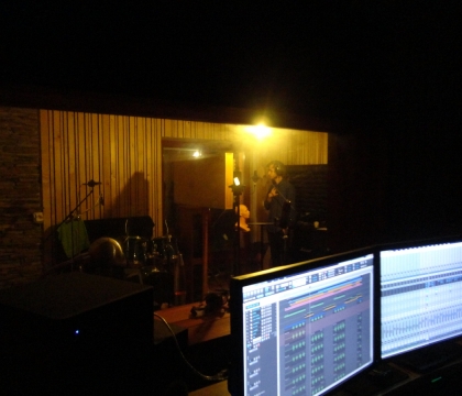 Pohled z režie v nahrávacím studiu Ziki Records